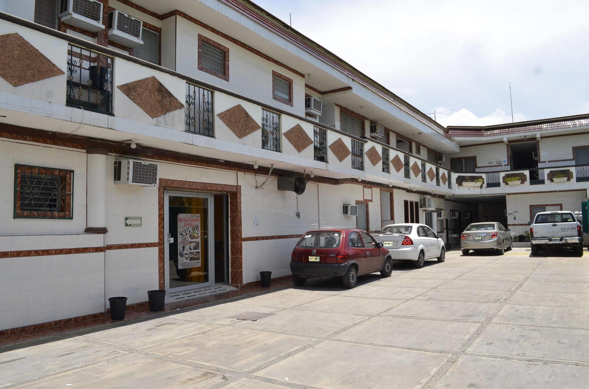Hotel Real Azteca 切图马尔 外观 照片